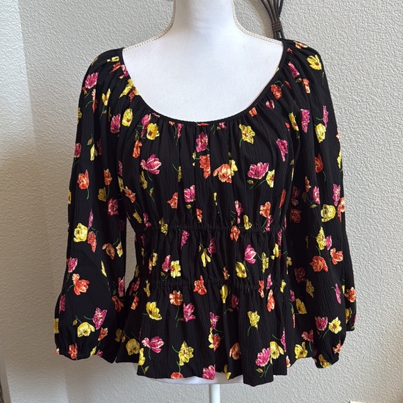 Kate Spade Tulip Toss Riviera Top - Picture 12 of 15